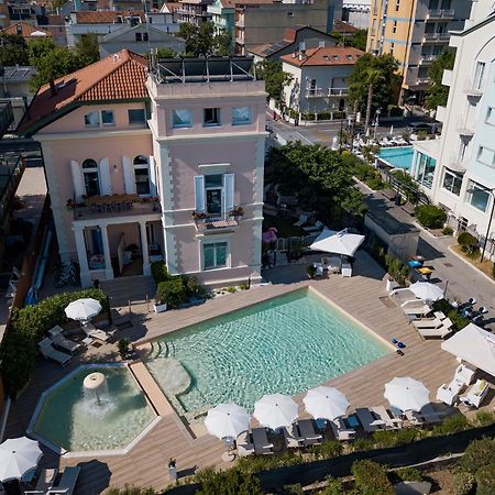 Appartamenti Diffusi Di Villa Fiorita Con Accesso Alle Piscine Della Struttura Principale Cattolica Esterno foto