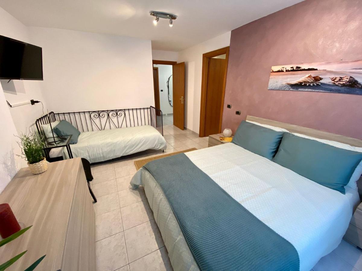 Appartamenti Diffusi Di Villa Fiorita Con Accesso Alle Piscine Della Struttura Principale Cattolica Esterno foto