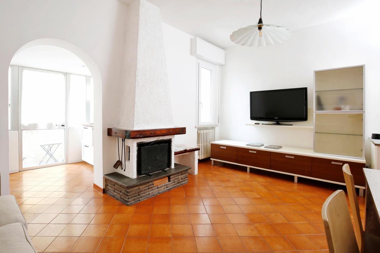 Appartamenti Diffusi Di Villa Fiorita Con Accesso Alle Piscine Della Struttura Principale Cattolica Esterno foto
