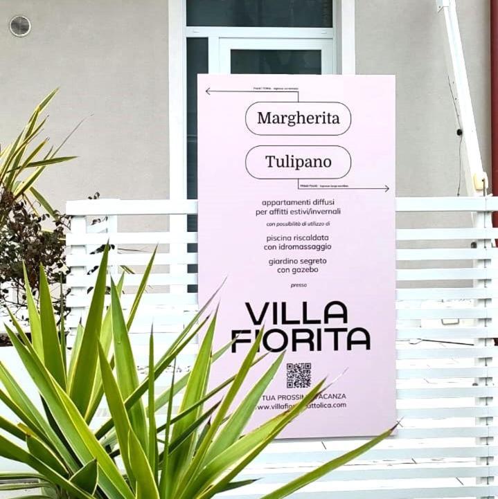 Appartamenti Diffusi Di Villa Fiorita Con Accesso Alle Piscine Della Struttura Principale Cattolica Esterno foto